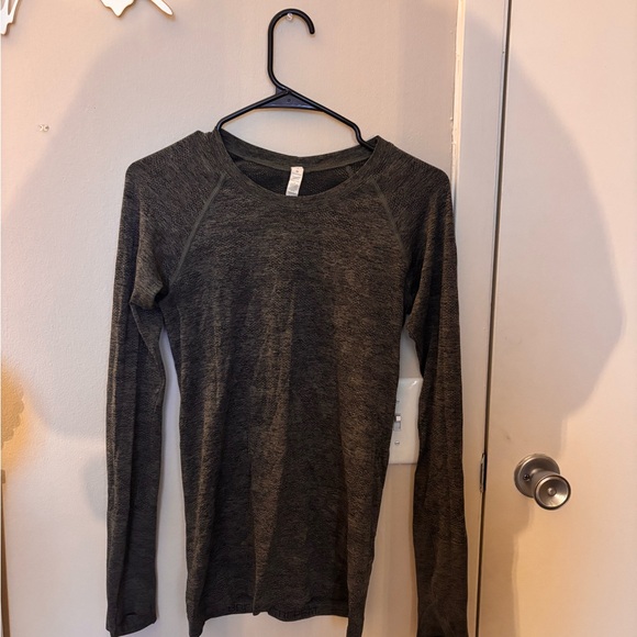 Lululemon swiftly tech - Picture 1 of 3